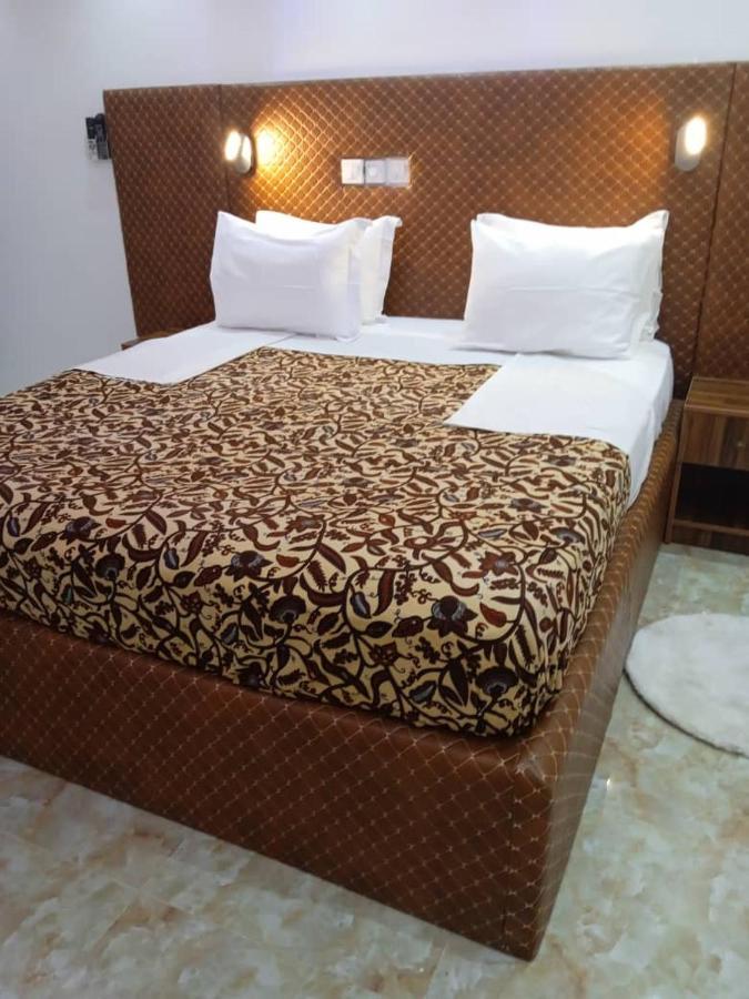 Cheers Guesthouse Botianaw Dış mekan fotoğraf